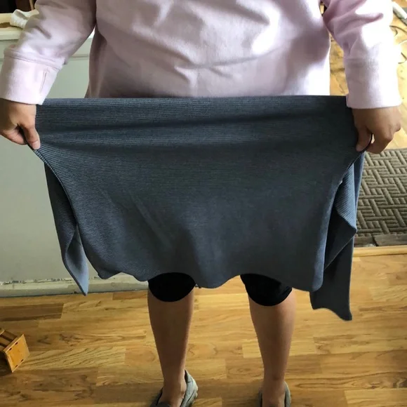 Eddie Bauer pullover - Picture 8 of 8